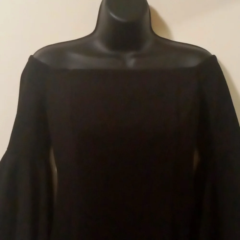 Calvin Klein off the shoulder Cocktail Dress , Two Colors Available - Picture 3 of 10